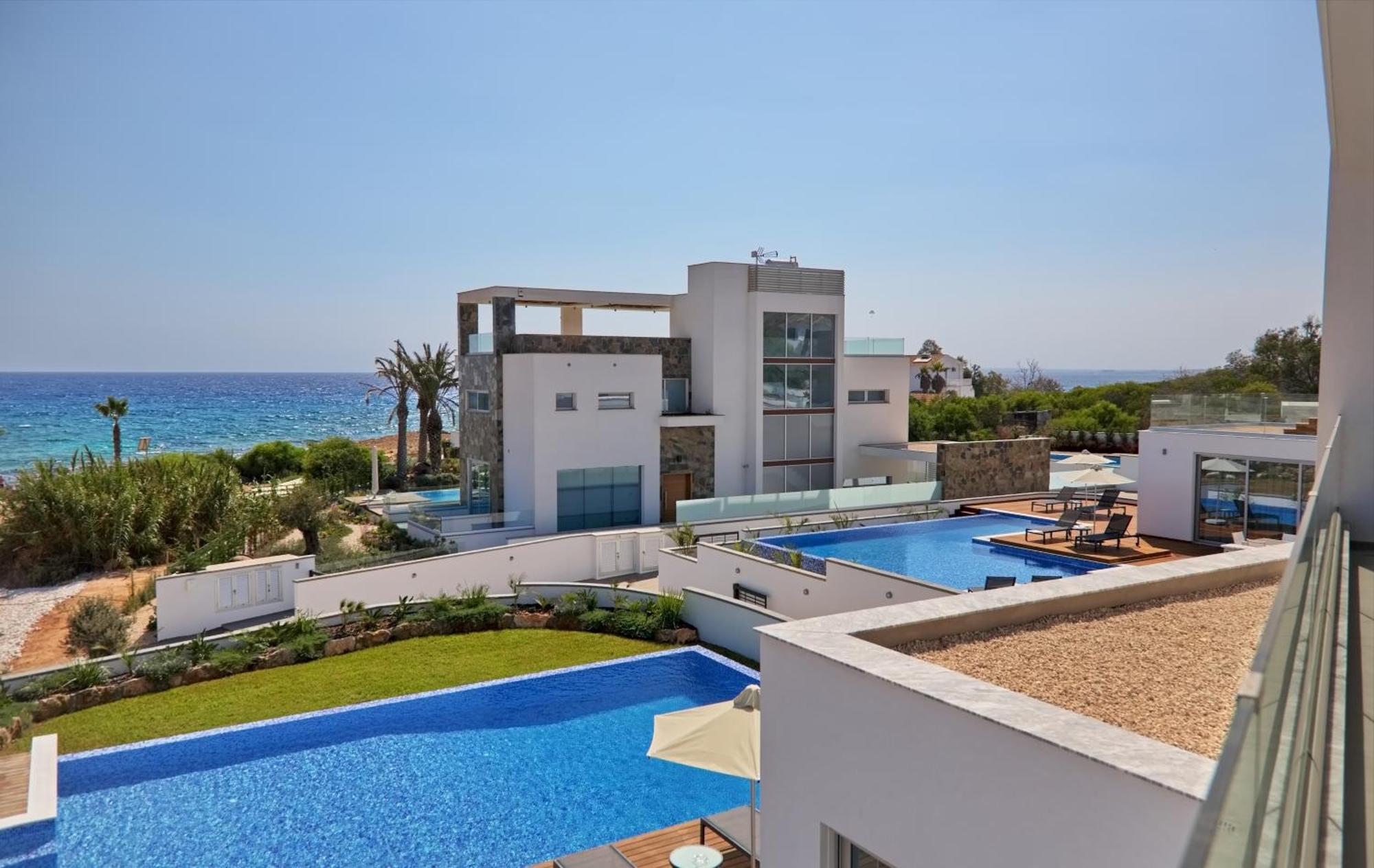 Beachfront Luxury Villa Idania Айя Напа Екстериор снимка