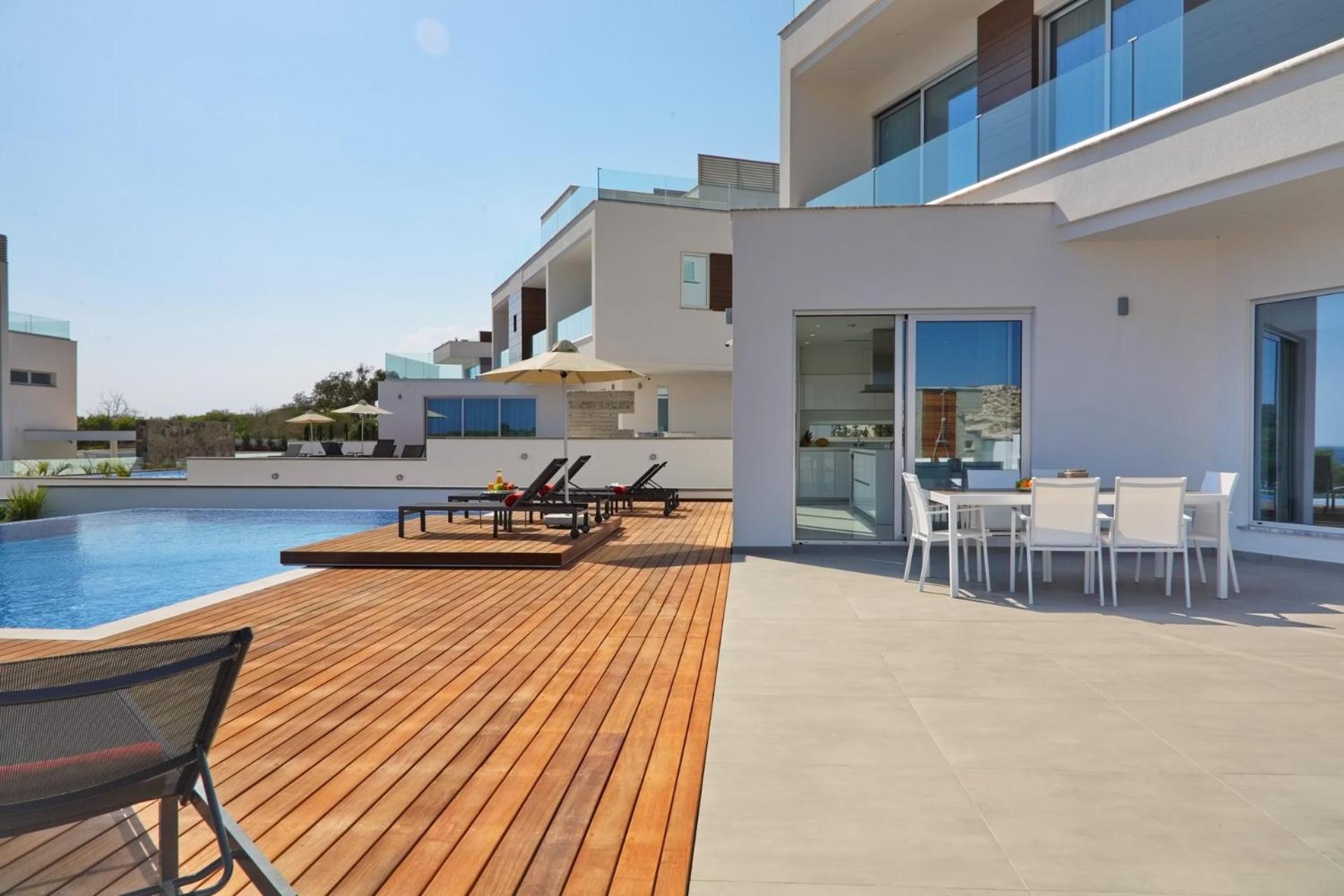 Beachfront Luxury Villa Idania Айя Напа Екстериор снимка