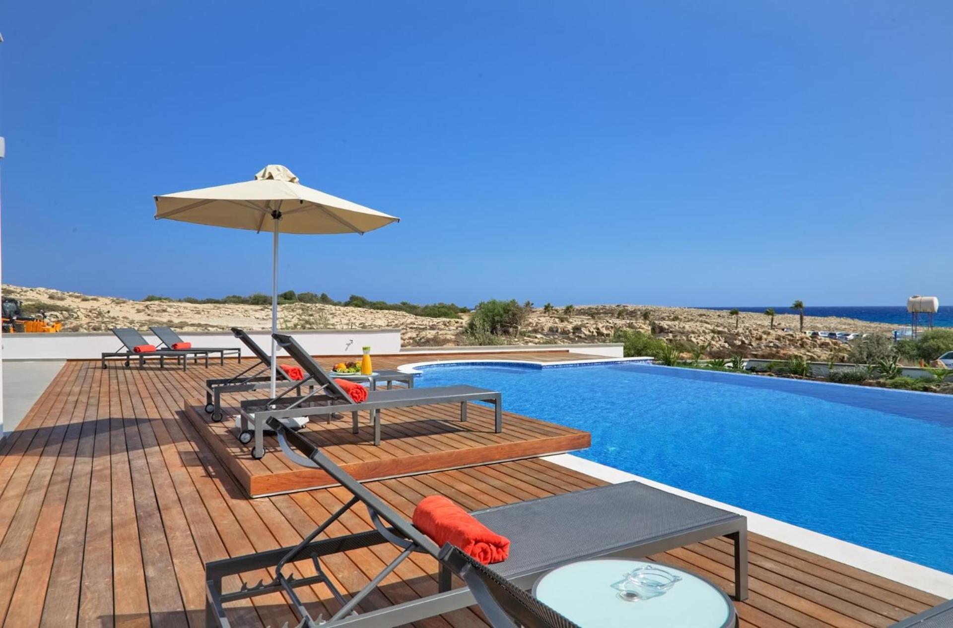Beachfront Luxury Villa Idania Айя Напа Екстериор снимка