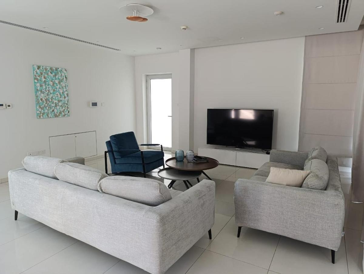 Beachfront Luxury Villa Idania Айя Напа Екстериор снимка