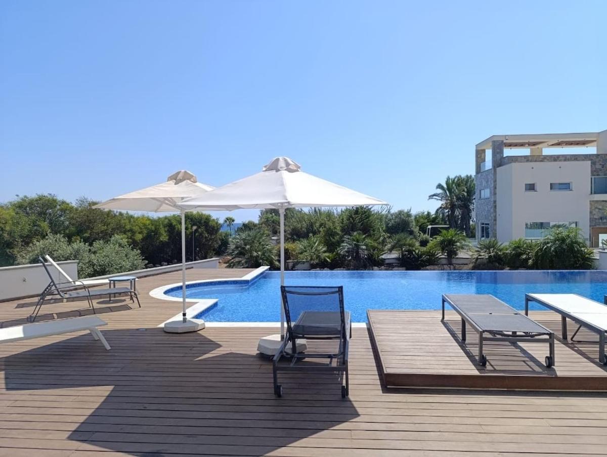 Beachfront Luxury Villa Idania Айя Напа Екстериор снимка